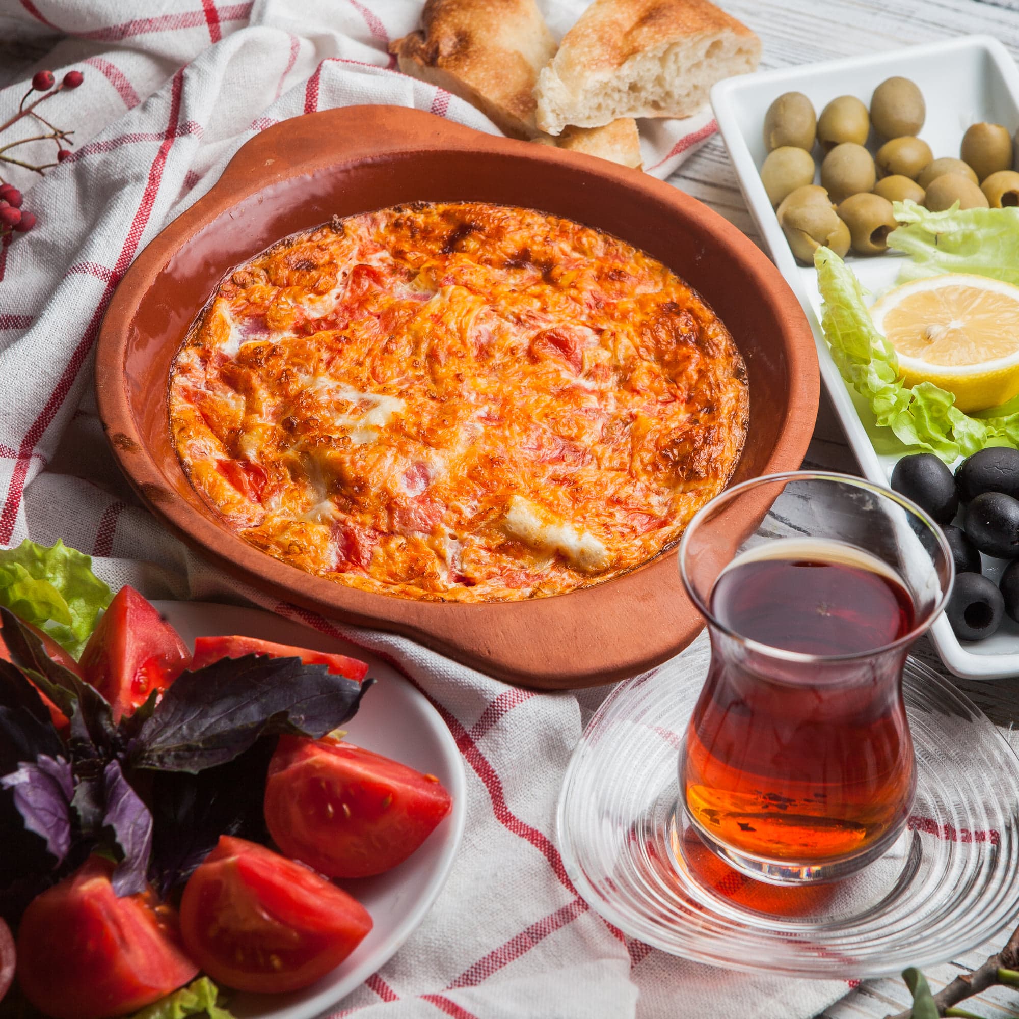Menemen — türkisches Rührei mit Paprika und Tomate